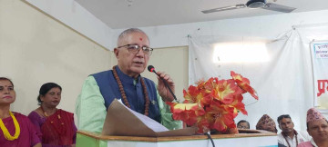 दलका शीर्ष नेताले बालुवाटारबाट संविधानविरोधी निर्णय गर्दा मुलुक भयावह दुर्घटनाको अवस्थामा पुग्यो : शेखर कोइराला 
